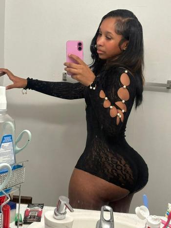 430-899-1635, 21  female escort, Waterloo